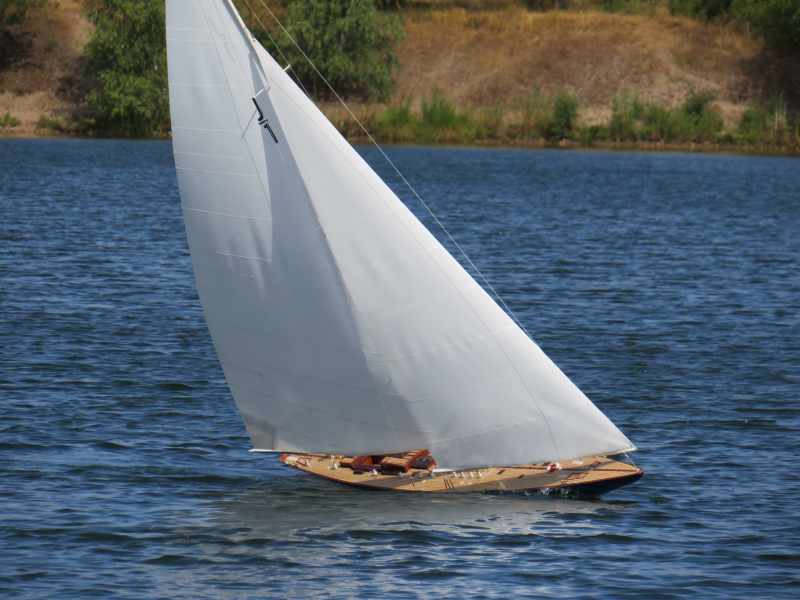 Le Rayol "J-Boat Ranger" 2510 mm